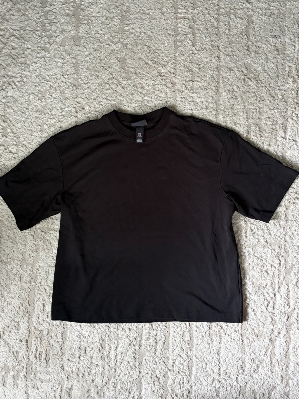 H&M Men's Black Short-Sleeve Crewneck Tee